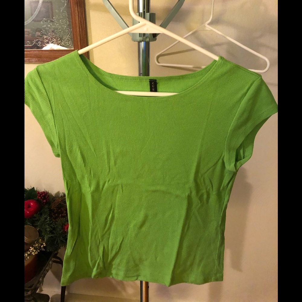 Cue lime green shirt sleeve ribbed tee